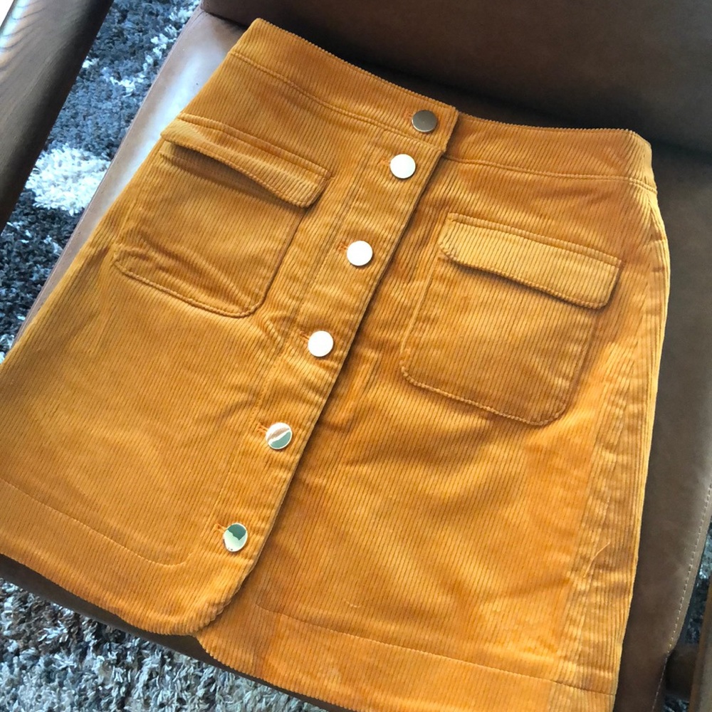 NWT Corduroy Skirt with Pockets